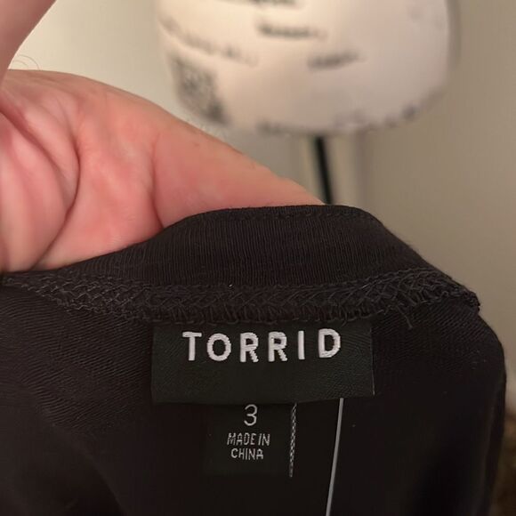 Torrid Black Button Front Swing Top - Picture 14 of 14